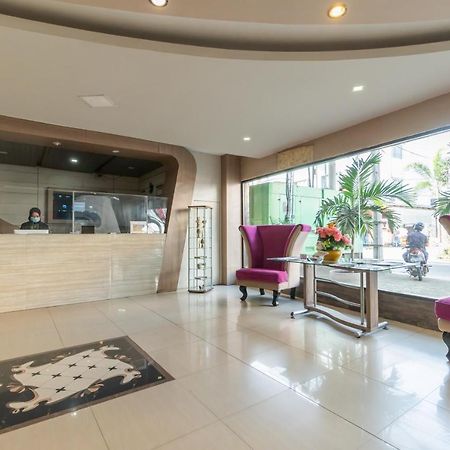 Urbanview Hotel Best Skip Παλεμπάνγκ Εξωτερικό φωτογραφία
