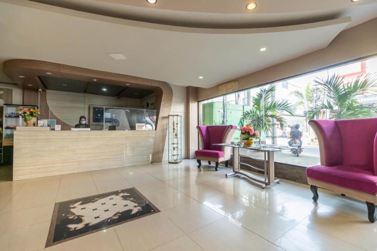 Urbanview Hotel Best Skip Παλεμπάνγκ Εξωτερικό φωτογραφία