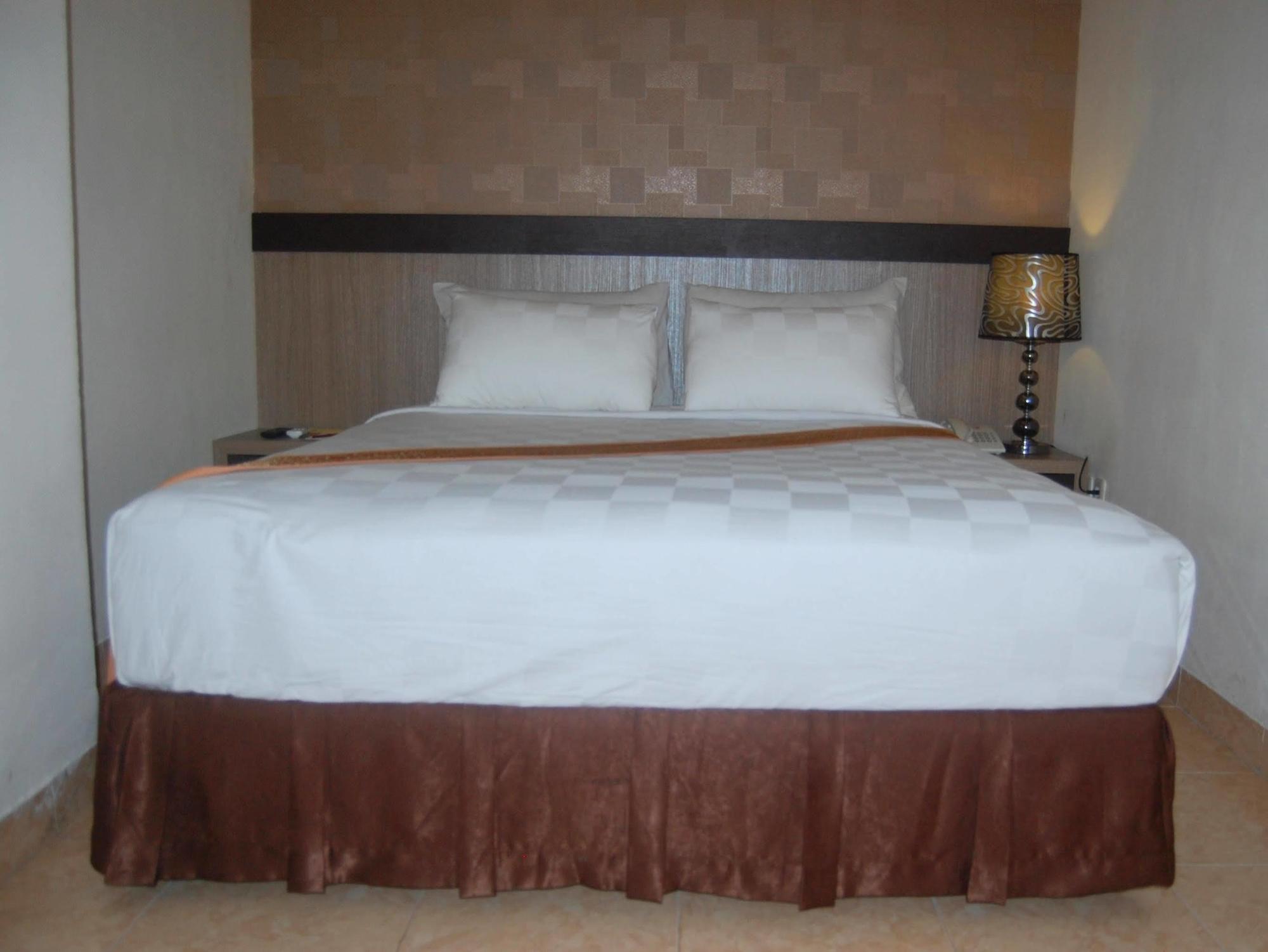 Urbanview Hotel Best Skip Παλεμπάνγκ Εξωτερικό φωτογραφία